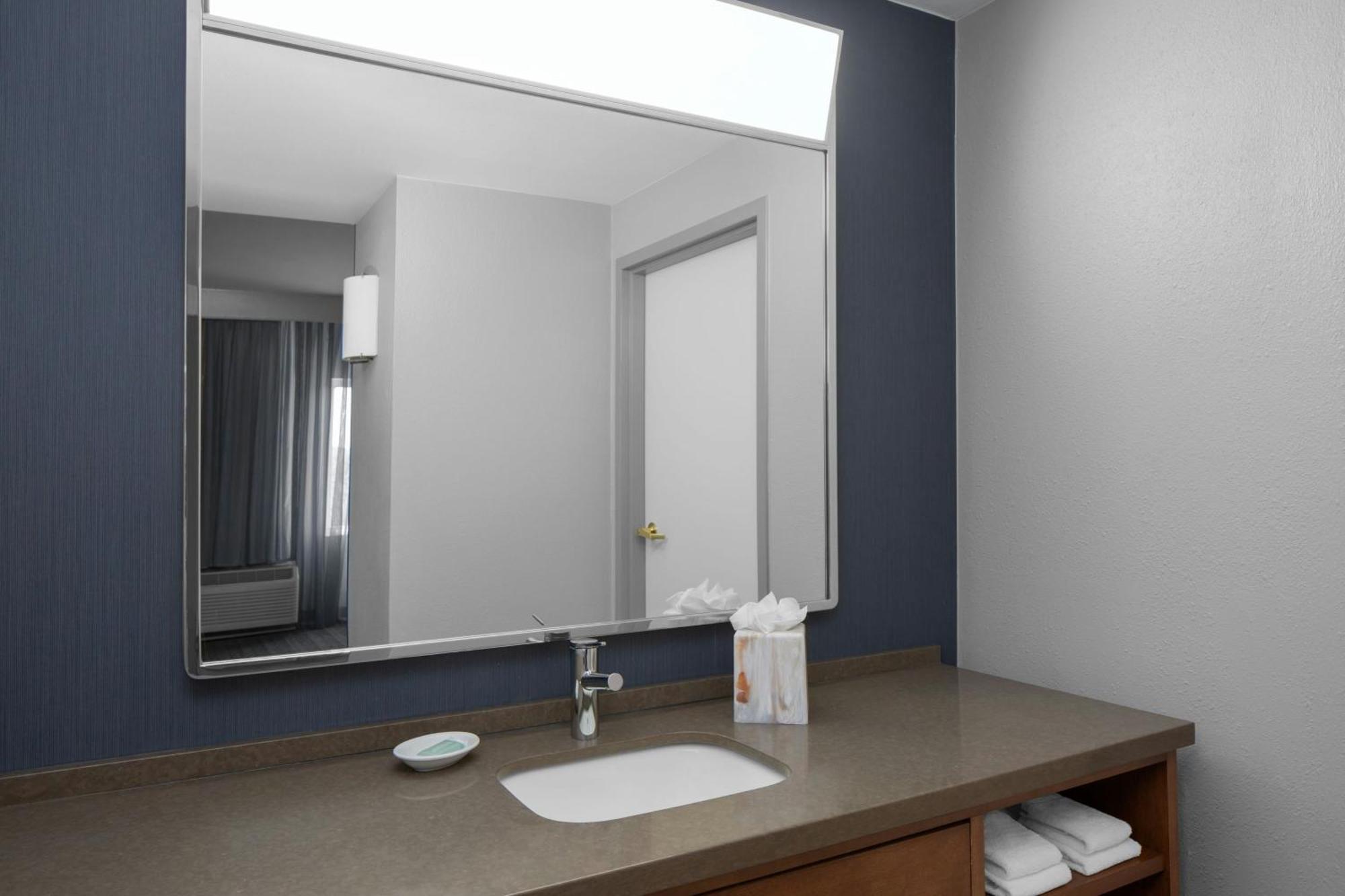 Courtyard Tampa Oldsmar Hotel Ngoại thất bức ảnh