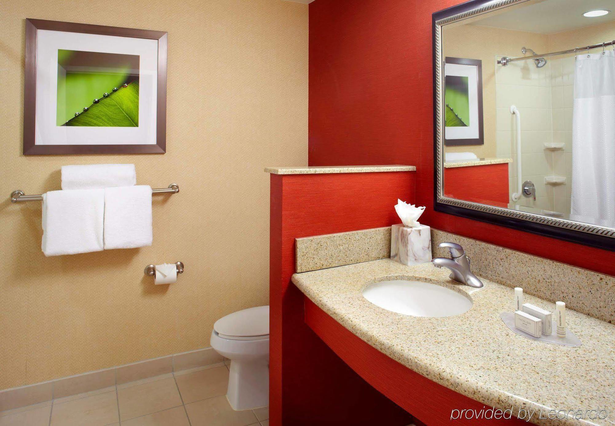 Courtyard Tampa Oldsmar Hotel Ngoại thất bức ảnh